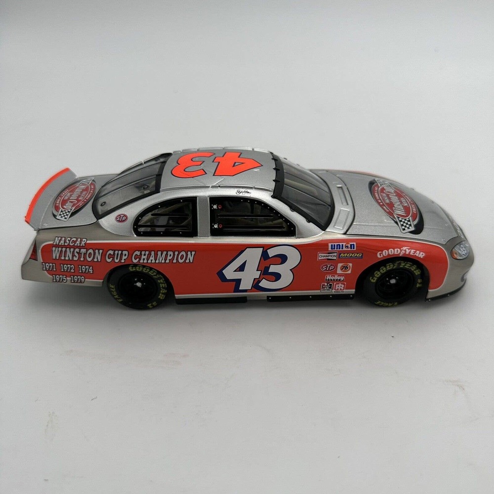 RICHARD PETTY NASCAR DIECAST #43 1971 - 2003 Winston Cup 1/24 SCALE ACTION